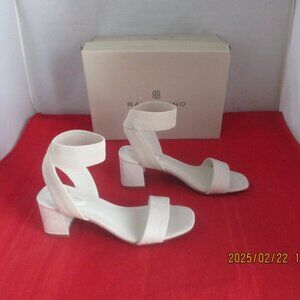 Bandolino Women's Kindlie Block Heel Sandals $69 - US Size 6 - Light Gray - 1203
